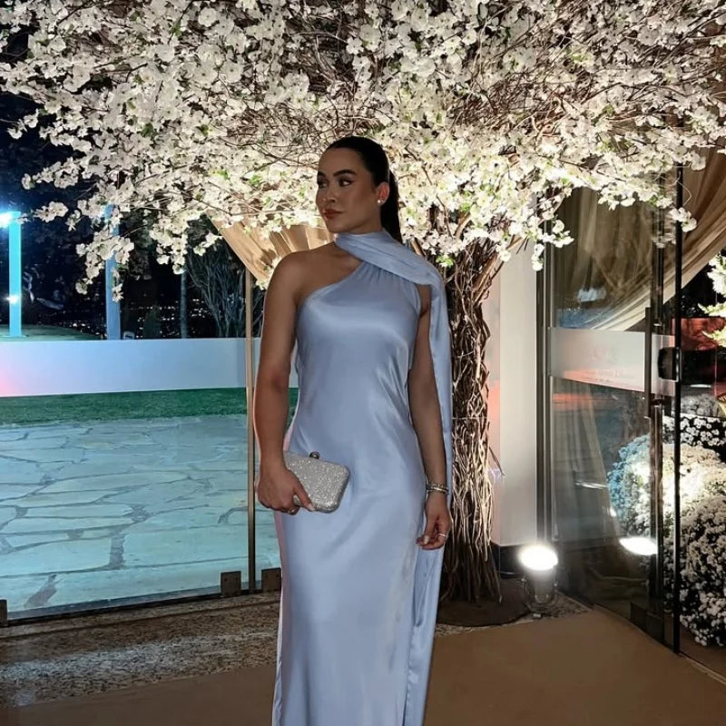 Robe Longue Satinée Dos Nu