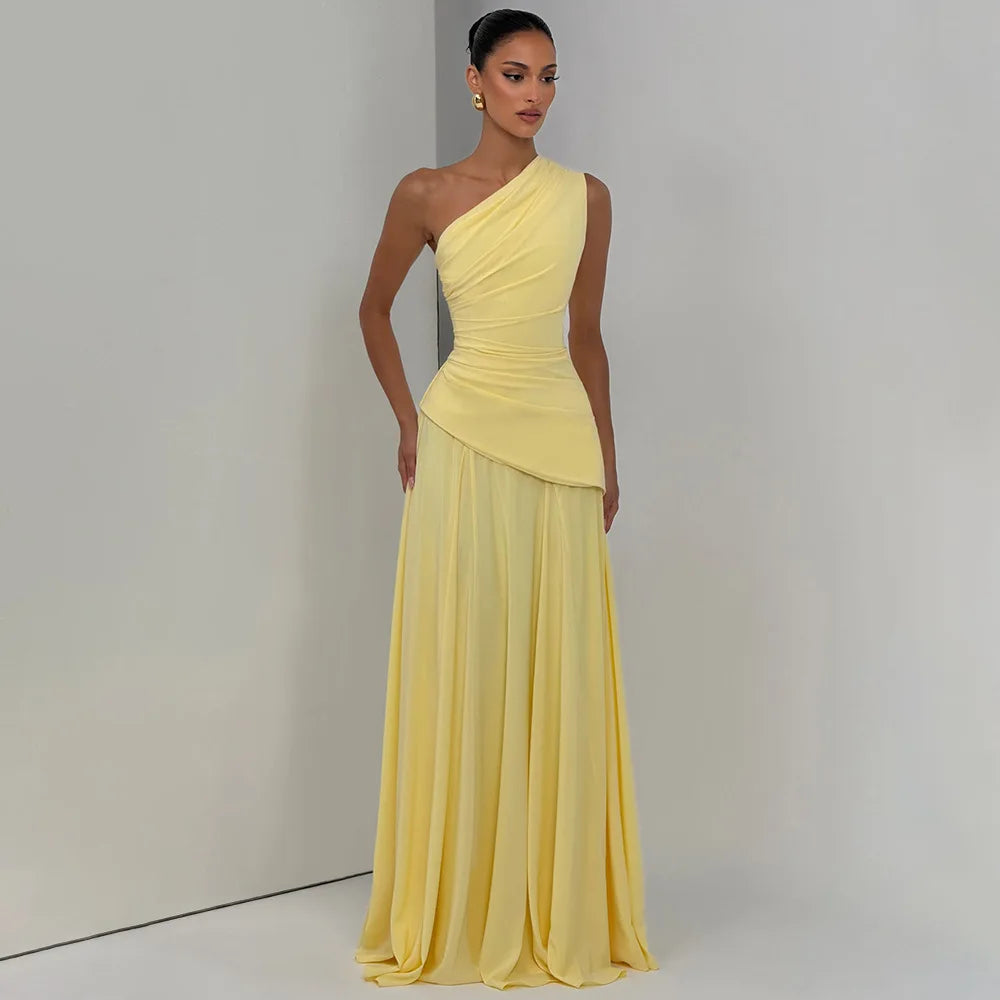 Robe longue avec une épaule dos nu